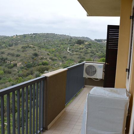 Baazar House Villa Noto Exterior foto